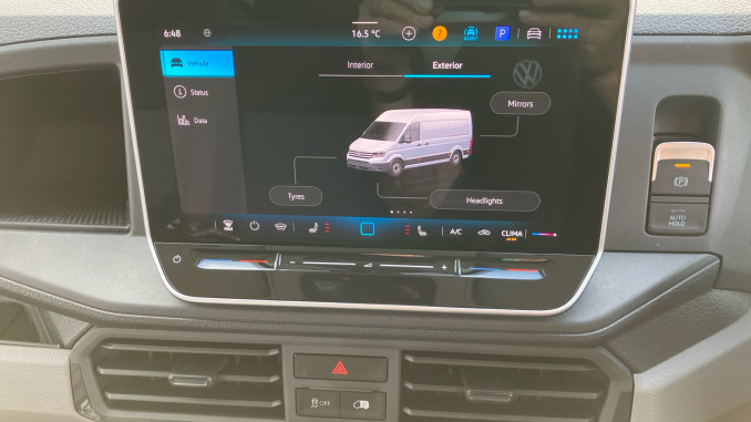 Volkswagen Crafter Cr35 Mwb Diesel 4Motion 2.0 TDI 177PS Commerce Plus High Roof Van Auto - Image 40